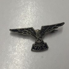vintage Young Ornithologists' Club (YOC) pin badge