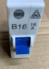 Wylex Plug In MCB Fuse Replacement B6 B16 B32 - Untested