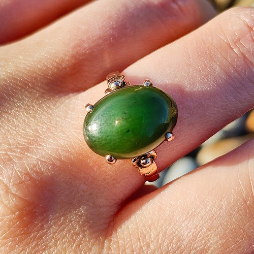 Vintage 14ct gold nephrite - gold,