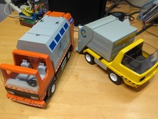 Playmobil Bin Lorries X 2