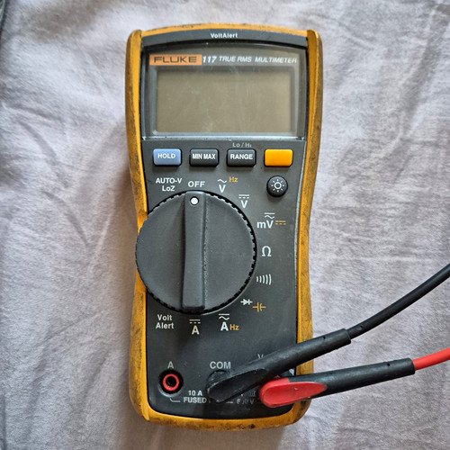Fluke 117 true rms - rms, digital