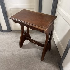   English Oak Church Organist