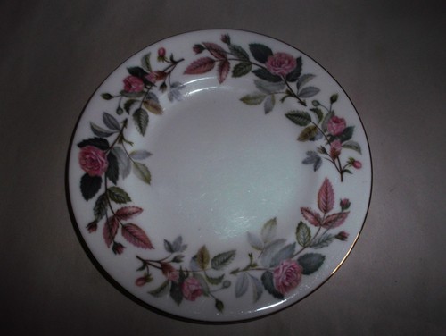 Wedgwood hathaway rose - wedgwood,, side