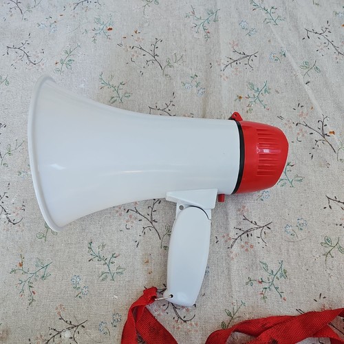 Handheld megaphone with - handheld,