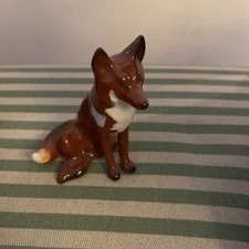 Beswick Small Red Fox Seated