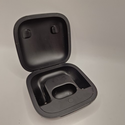 Powerbeats pro charging case - powerbeats,