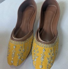 Yellow Punjabi Jutti Kussah