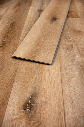 Luxury vinyl click - luxury,
