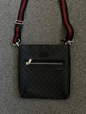 Gucci Men's GG Supreme