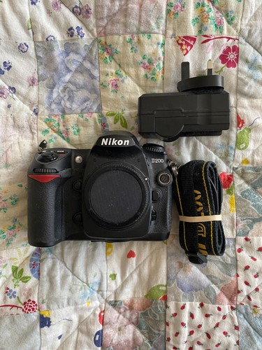 Nikon d200 digital slr - nikon,
