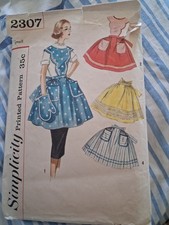  Vintage Simplicity 2307