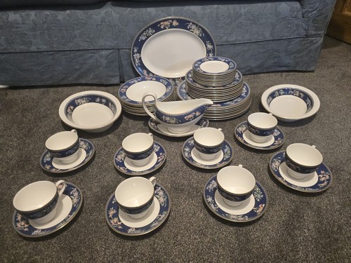Wedgwood dinner service set - wedgwood,