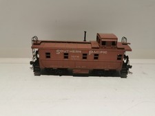 American HO Gauge Caboose Car Southern Pacific 1066