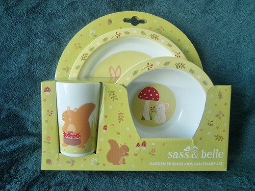 Sass belle garden - &, friends