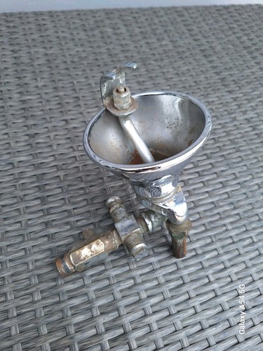 Vintage mini water fountain - vintage,