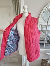 Country Rose Pink Quilted Zip
