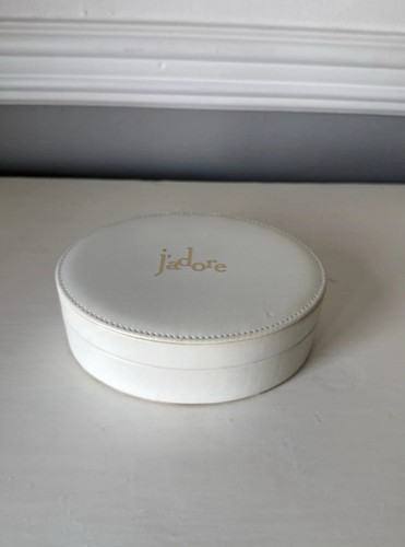 Empty authentic adore - authentic, j’adore