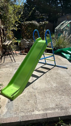Approximately foot kids - approximately,
