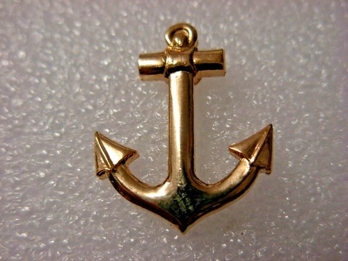 Anchor pin badge gold - anchor,