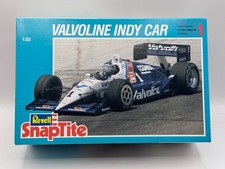 REVELL VALVOLINE INDY CAR -