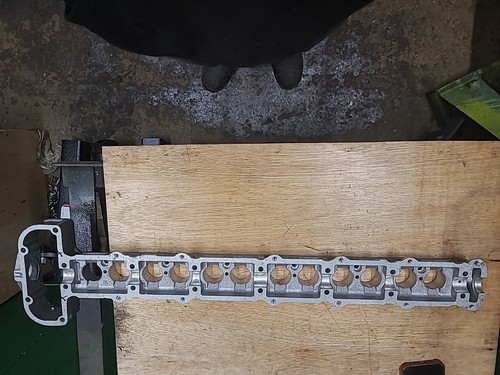 Jaguar v12 cylinder head new - jaguar,