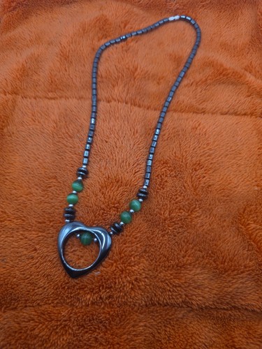 Hematite and gree cats eyes - gree,