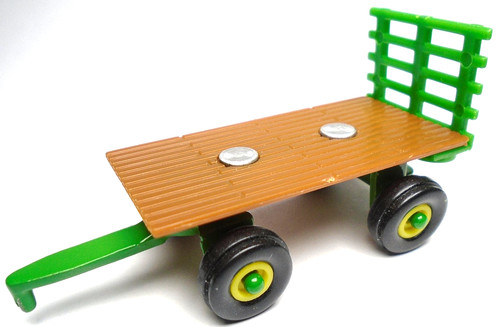 Ertl john deere hay wagon - john,