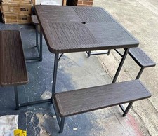 Vivo Fuori 34 Table Set -