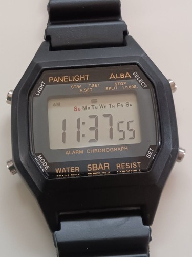 Seiko digital wristwatch - digital, alba