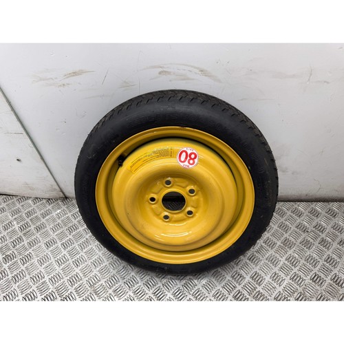 Honda civic spare wheel space