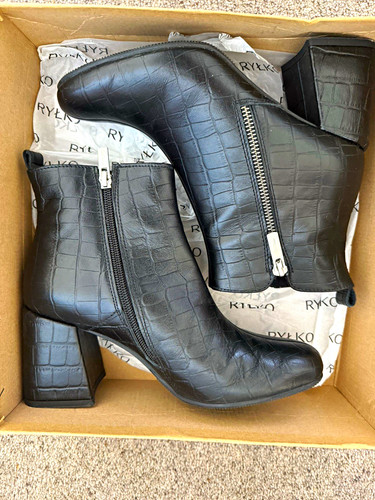 Women black leather croc - black,