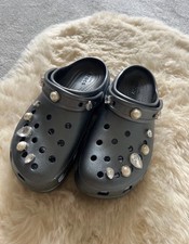 ✨ Stylish Black Crocs with Gem & Pearl Charms – Size W8 / UK 6 ✨