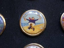 SKEGNESS SMALL  SOUVENIR BADGE