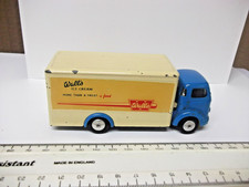 CORGI VINTAGE WALLS ICE CREAM