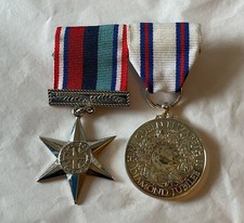 THE VETERANS STAR MEDAL & THE QUEENS DIAMOND JUBILEE MEDAL