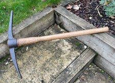 Vintage Large BULLDOG Pickaxe