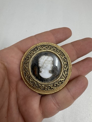 Vintage gold tone - vintage,