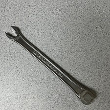 Lewmar Pro-Series Windlass