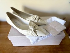 STUNNING JIMMY CHOO HEDERA