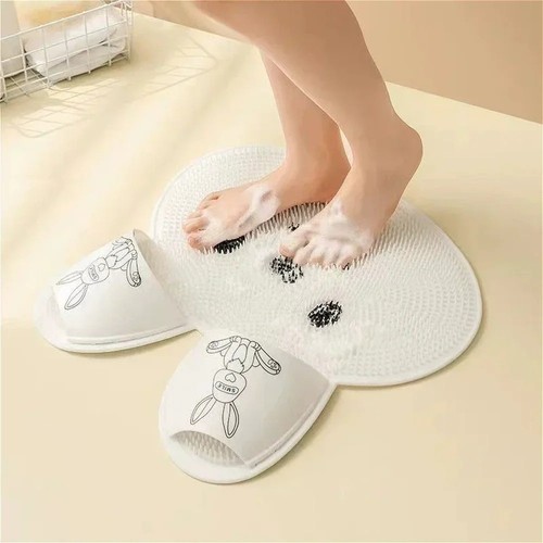 Bathroom floor mat rabbit - bathroom,