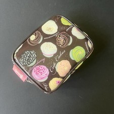 Harrods cupcake print - harrods,
