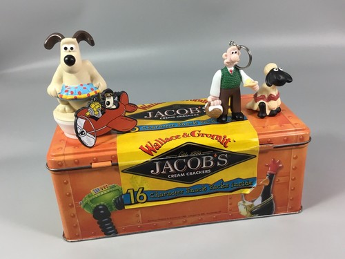 Wallace gromit jacobs - &, cream