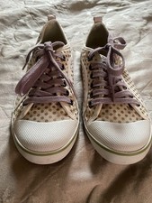 Ladies Moshulu  Size 6 Pre