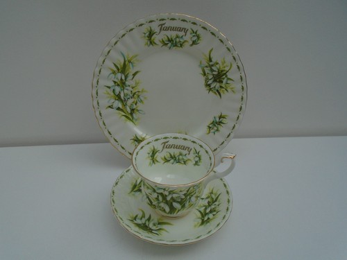 Royal albert trio flower - albert,