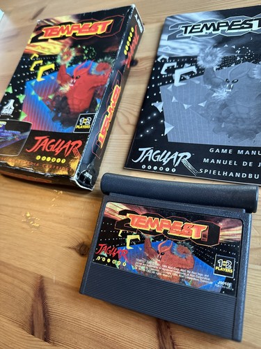 Tempest 2000 atari jaguar - tempest,