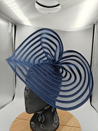 Navy large straw net - large,
