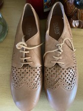 Hotters Size 6 Tan Leather