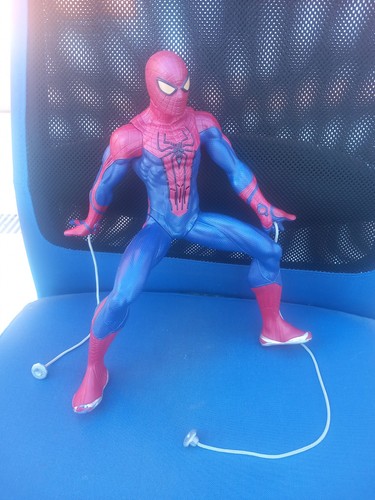 Moveable spiderman approx - moveable, 13"
