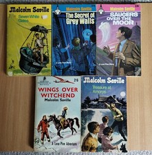 Lone Pine books: bundle of 5: Malcolm Saville vintage collectibles *RARE*