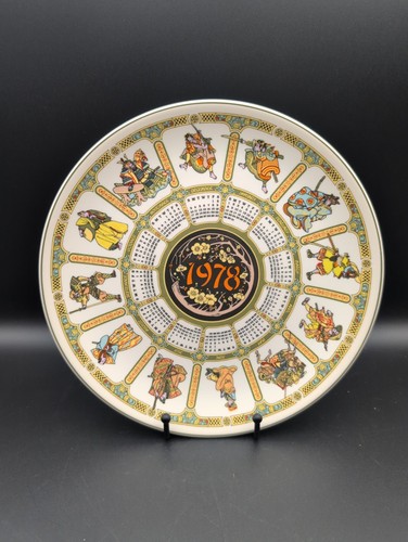 Vintage 1978 wedgwood calendar - vintage,